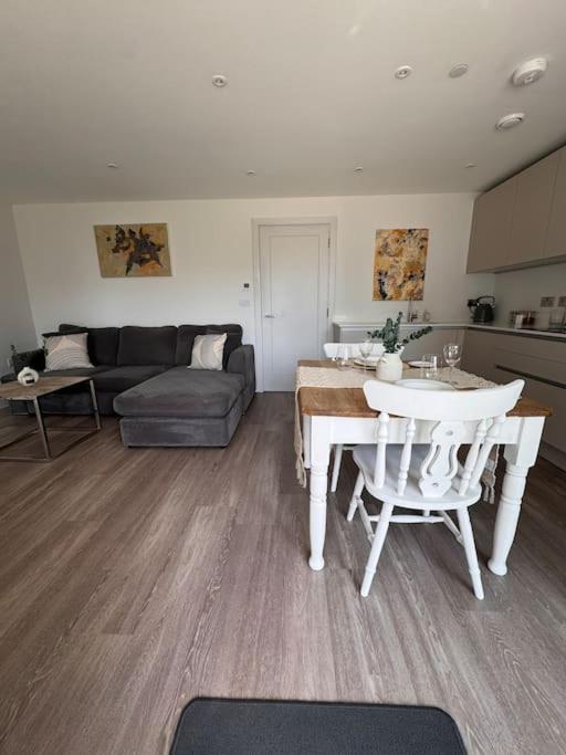 Apartment Coastal Retreat At Rest Bay, *