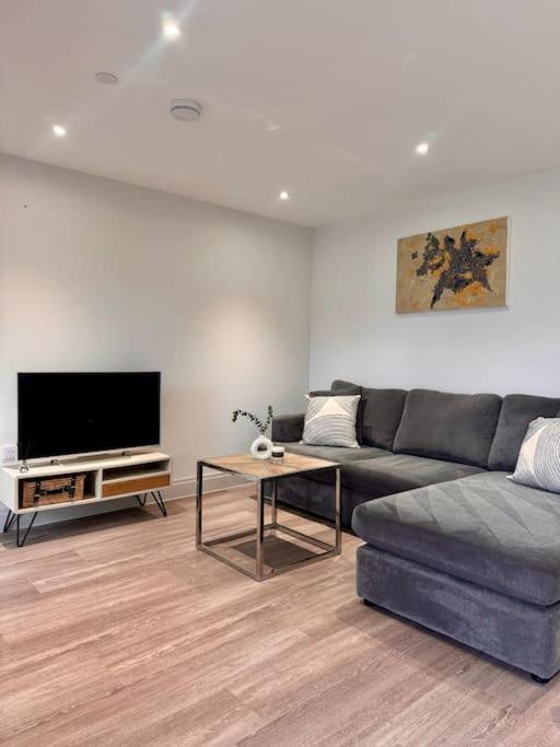 Coastal Retreat At Rest Bay, Apartment Porthcawl